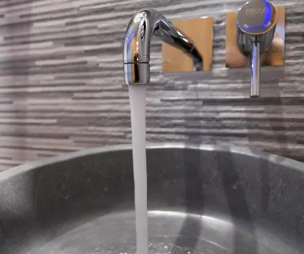 Summer Senses In 公寓 *