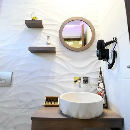 Summer Senses In Appartement