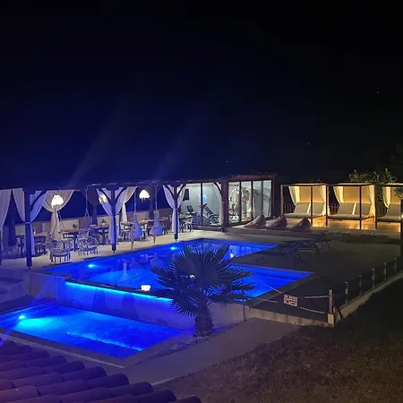 아파트 Summer Senses In 보우르보우로우